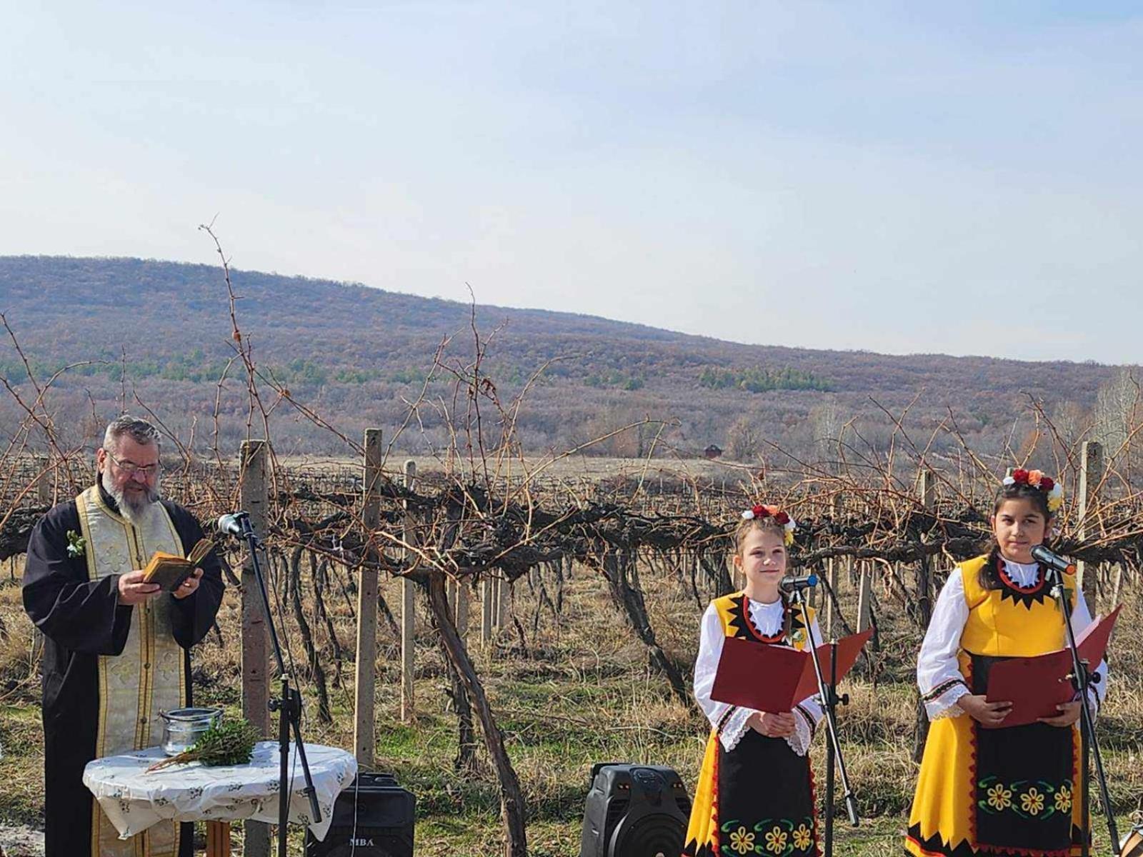 Винарна-Славовица Kalugerovo Buitenkant foto